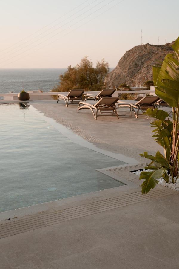 Mon Signor (Adults Only) Hotel คามารี ภายนอก รูปภาพ