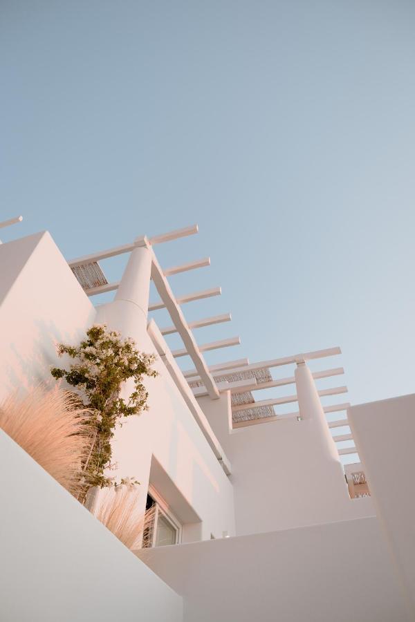 Mon Signor (Adults Only) Hotel คามารี ภายนอก รูปภาพ